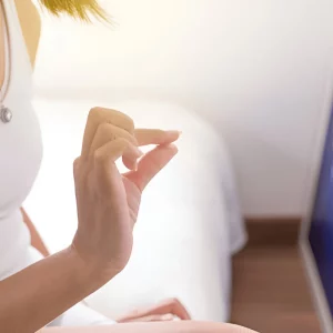 perbedaan keputihan tanda hamil dan menjelang haid